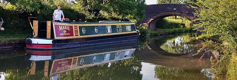 Narroboat hire on the Grand Union Canal